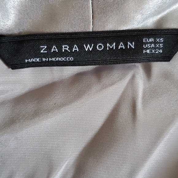 Dress - Picture 4 of 5